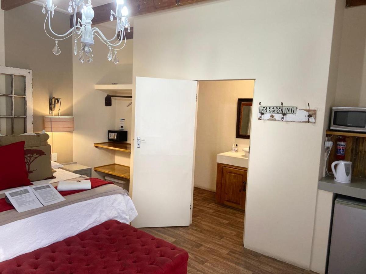 Cape Karoo Guesthouse Beaufort West Ngoại thất bức ảnh