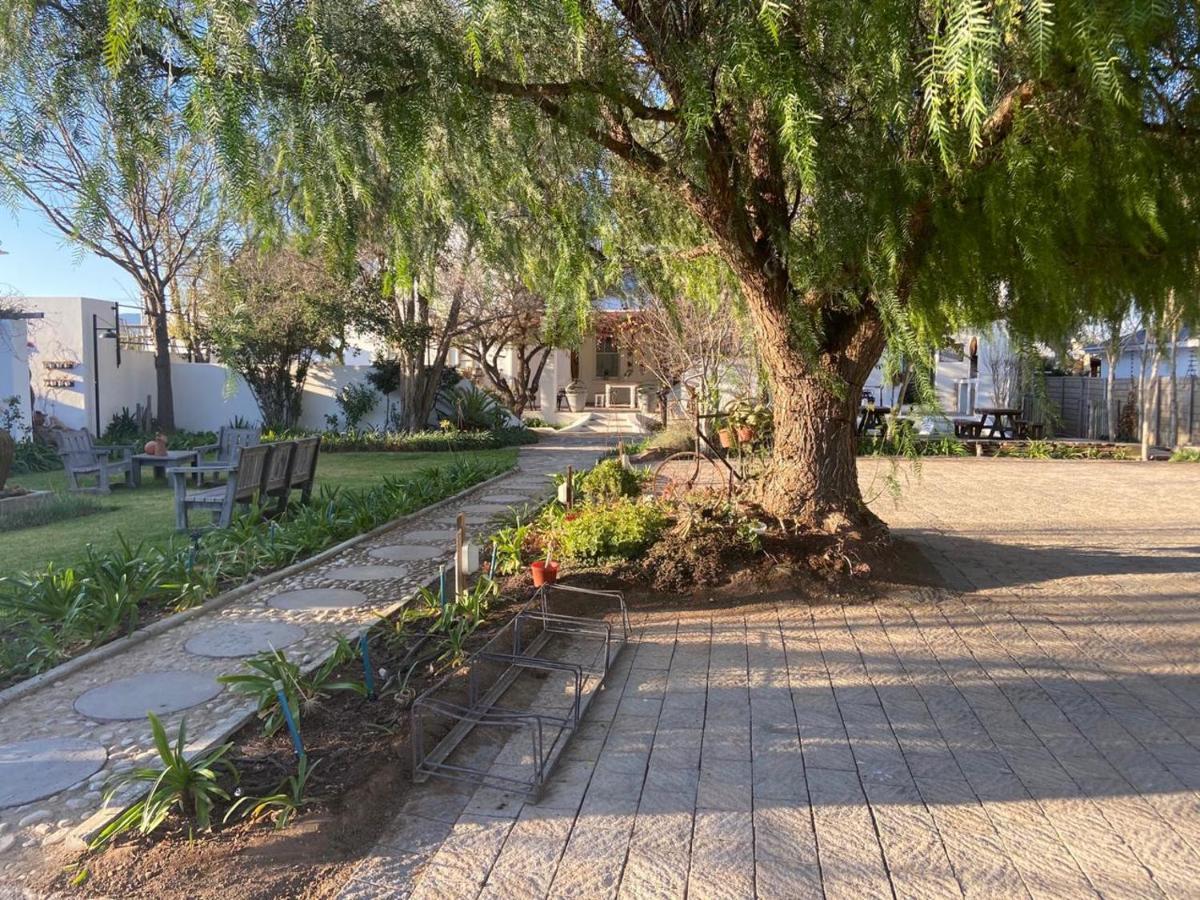 Cape Karoo Guesthouse Beaufort West Ngoại thất bức ảnh