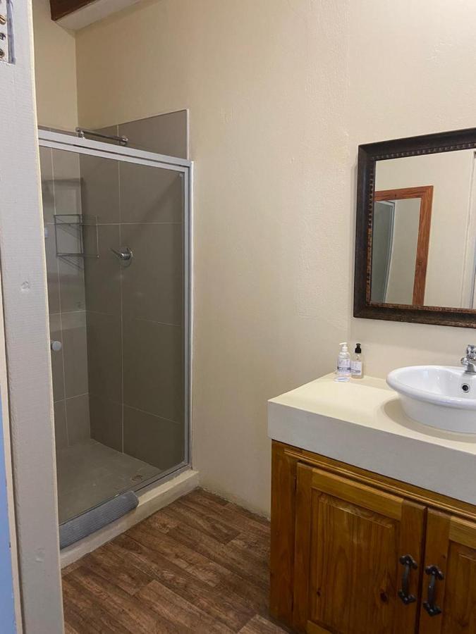 Cape Karoo Guesthouse Beaufort West Ngoại thất bức ảnh