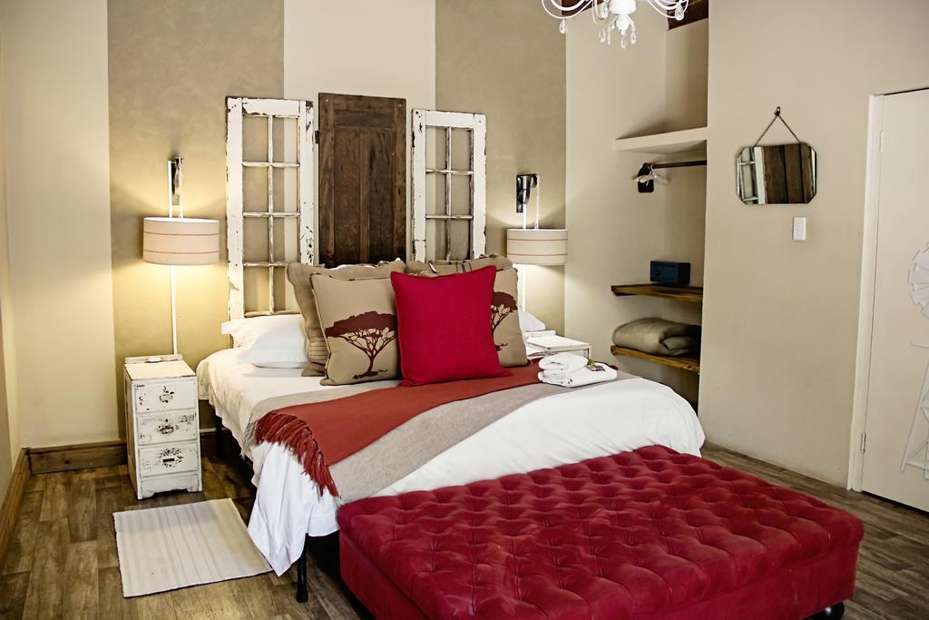 Cape Karoo Guesthouse Beaufort West Ngoại thất bức ảnh