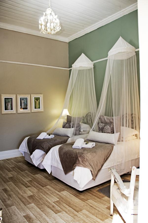 Cape Karoo Guesthouse Beaufort West Ngoại thất bức ảnh
