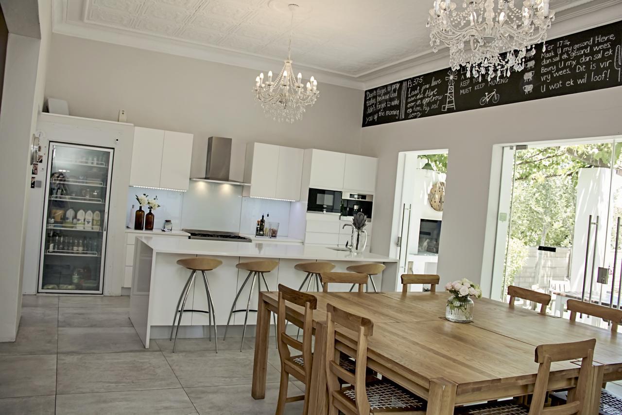 Cape Karoo Guesthouse Beaufort West Ngoại thất bức ảnh