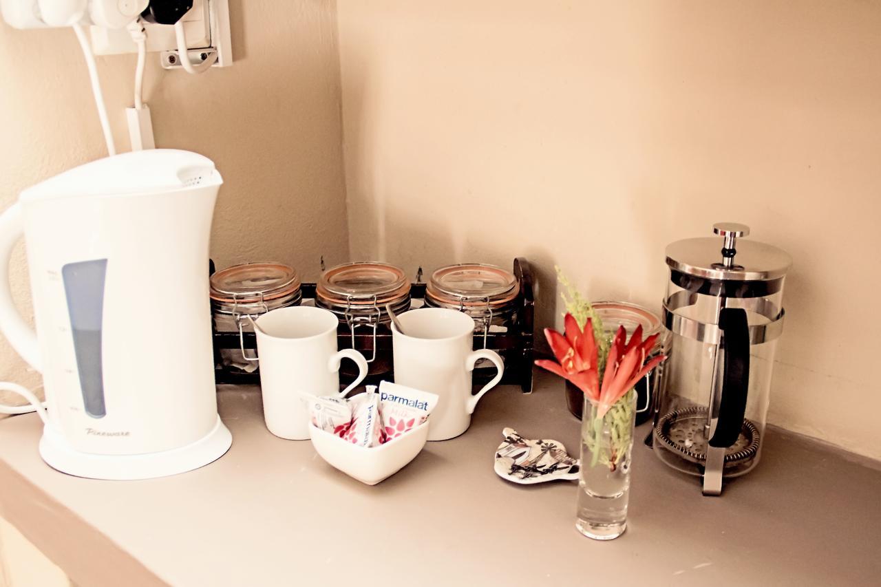 Cape Karoo Guesthouse Beaufort West Ngoại thất bức ảnh