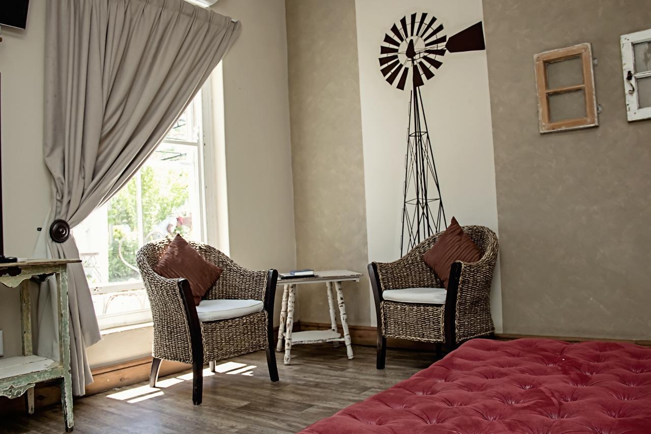 Cape Karoo Guesthouse Beaufort West Ngoại thất bức ảnh