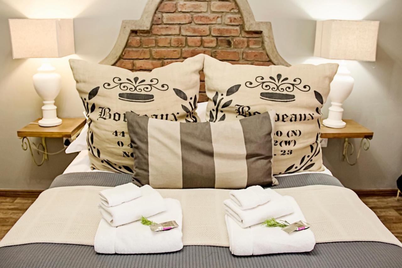 Cape Karoo Guesthouse Beaufort West Ngoại thất bức ảnh